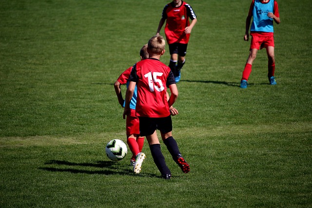 更是对现